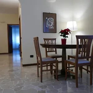https://residenza-feltre.italymilanhotels.net