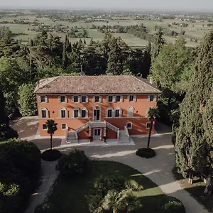 https://venturini-baldini-tenuta-di-roncolo.emilia-romagnahotels.net